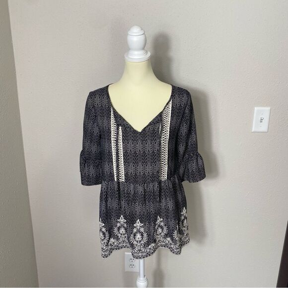 Maurices Lightweight Boho Embroidered Elastic Waist Blouse Women's Size XS - Picture 14 of 16